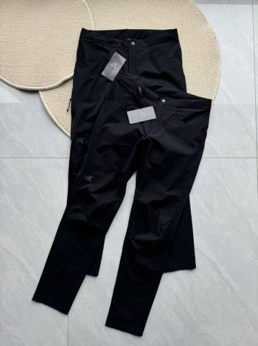 男子专业攀登裤休闲长裤 Size:黑色 M-3Xl 日常都合身直筒设计 一条应对任意场景 全天候天气变化Arc'teryx始祖鸟 Kragg Cotton Pa