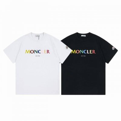 款号：M1002 Moncler 蒙口 官网同款印花图案 2025新款 七彩字母Logo 定制袖章 男女同款 短袖T恤 - 26G双纱纯棉顶级面料 手感柔软 百