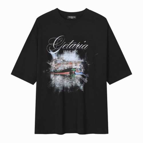 顶级版本 巴黎世家Balenciag 2025Ss春夏季 新款 Blcg游艇印花短袖T恤男女同款！ 纯棉250克重洗水面料，柔软亲肤细腻。做工细致，厚度适中。男