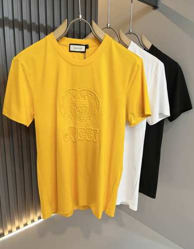 Gucc*古家 2025春夏新款男女同情侣款休闲宽松棉质圆领短袖T恤衫！贸易公司渠道稀出，同步官网发售 ！ 2025春夏最新系列，经典时尚设计元素，为全新系列注