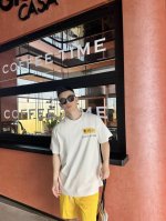 上身素材图 louis Vuitton 路易威登 彩墨渲染印花装饰短袖T恤-面料 240克双纱高密度纯棉面料 - 工艺: 整件衣服采用精密压花工艺 - 男女同款