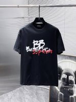 巴黎世家 2025Ss新款 半袖 体恤 短袖 圆领T恤，高端版本！专柜定制面料 透气舒适度高，细节无可挑剔，品牌元素设计理念，体现高品质。手感细腻柔软！呈现休闲