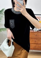 新款 真丝丝绒领口重工绣珠显瘦减龄百搭T恤上衣 颜色: 黑色 杏色 尺码 M~Xxl