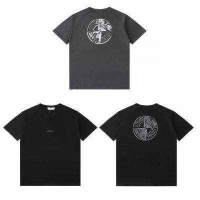 stone Island Ss25 石头岛背面反光徽标Logo圆领短袖T恤，后背泼墨3M反光 胶浆印花 胸前小字母，后背是3M反光斑驳泼墨大Logo，并且还是部