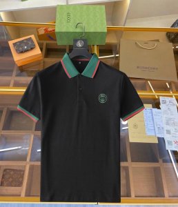古奇 2025Ss夏季新款字母Logo男士翻领polo衫！经典商务男款，高端男装的天花板级别的商务男款！简约时尚大气不失优雅，单穿内搭体面过人，品质控 细节控的