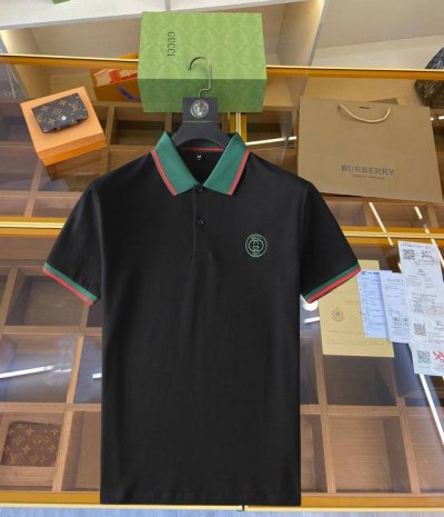 古奇 2025Ss夏季新款字母Logo男士翻领polo衫！经典商务男款，高端男装的天花板级别的商务男款！简约时尚大气不失优雅，单穿内搭体面过人，品质控 细节控的