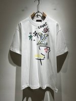 louisvuitt*路易*登 2025春夏全新系列单品上线，非常时髦前卫的一款男女同款短袖T恤，标识Logo图案印花工艺修饰！区别于以往的不同，宣示品牌传承多