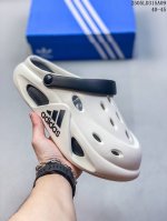 adidas Superstar 2270220104-3 夏季休闲沙滩拖鞋凉鞋 舒适轻便运动防滑潮流洞洞凉鞋 尺码：见图 编码：05Ld315A09