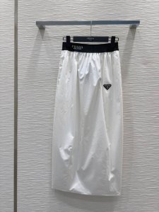 prad * 2025Ss新款纯棉面料花苞半裙高腰显瘦腰头拼接Logo织带橡筋经典三角牌装饰高品质黑色白色 Sml S腰围62 坐围104 前中长89