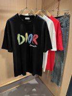 Dio*迪家 2025春夏新款男女同款短袖T恤，专柜同步发售！定制专属260克纯棉面料，定制原版工艺螺纹，胸前Logo图案印花工艺设计！简约大方，从容百搭，档次
