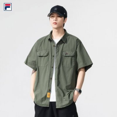 上新 斐乐Fila 品质港风水洗潮流纯棉透气衬衫外套 优质柔软棉纤制 不变形 不起球 细腻不糙手 耐磨性高 走线工整 亲肤抗皱等特点 ，立体裁剪 不挑身材 穿着