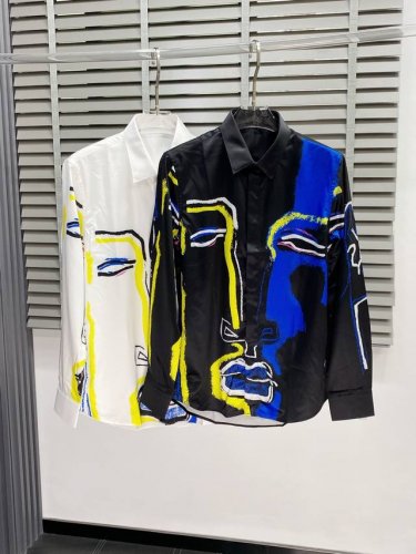 Dior迪奥独家专供新款男士休闲衬衫 高端定制 高端版本 时尚百搭爆款进口面料 手感超柔软细腻 穿着亲肤舒适 高端精品 代工厂p精细做工 上身非常赞 男士必备单