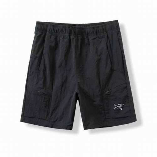 上新 Arcteryx 始祖鸟夏季新款速干梭织户外运动短裤五分裤，休闲运动都可驾驭，夏季出行必备百搭短裤 采用高品速干梭织面料，内里透气网眼面料，上身清爽透气，