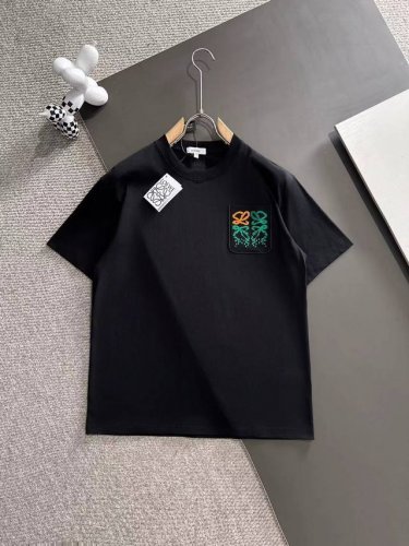 loewe罗意威* 2025春夏款上新 原高版本 罗意威 面料采用260克高密度纯棉 不变形 不缩水 工艺介绍：双线走位 前幅采用特殊工艺刺绣＋后面Logo刺绣
