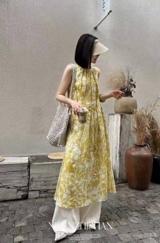 高品质 无敌爆款 重磅高级感皱褶腰带亚麻连衣裙 精品流行色印花收腰细带无袖背心连衣裙 气质高级独特别致 Smlxl