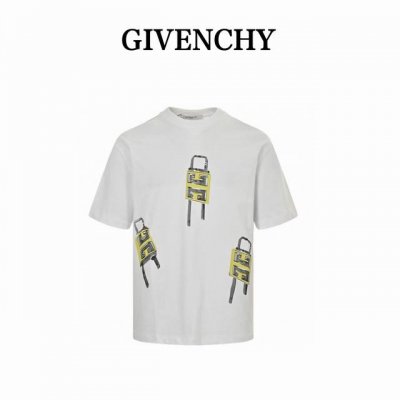givenchy 纪梵希 24Ss 锁头印花短袖 采用50纸双股精梳棉配套32支索罗纳螺纹面料，3D数码直喷工艺，以白色双股面料做黑色直喷工艺后效果呈现外黑里白