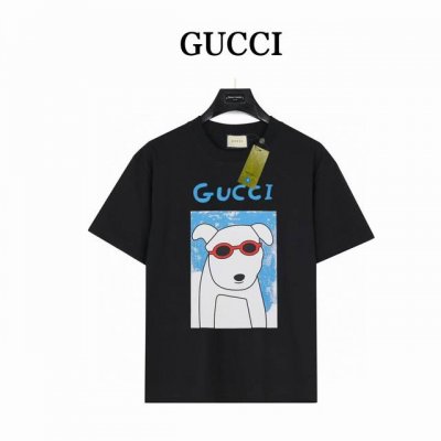 gucci 蓝色小狗 短袖T恤 款号:Gg09 黑色 240克重磅小落肩100%棉T恤 Os版型 宽松有型好搭配 采用精梳紧密赛络工艺 面料更耐磨 袖口以及下摆