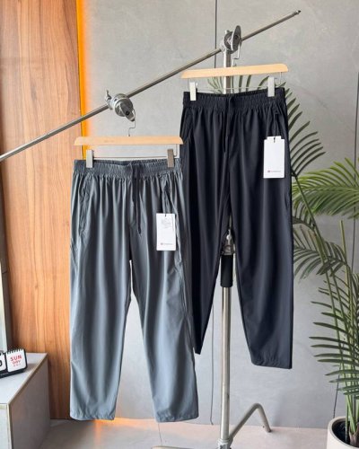 Lululemon 露露春夏新款情侣款梭织软壳长裤 轻量透气户外徒步裤登山裤！ 款号:Lu6813 pace Breaker系列是露露最受欢迎的系列这个系列的男