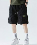 stone Island石头岛专柜新款三色多功能口袋工装短裤 三色齐发 版型超正的五分裤 穿上超有型具有标志性独特的口袋设计 既时尚又不失功能性 实用十足 三彩