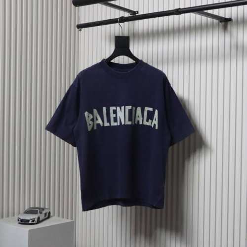 balenciaga 巴黎世家 25Ss 水洗美纹纸胶带炒色破洞短袖T恤 夏日多巴胺水洗美纹纸黄胶带破坏系列胸口印花采用康丽数码直喷工艺 字母褶皱感形态逼真 字