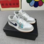 高版本 Aj Jordan Air Jordan 1 Low 耐磨防滑 橡胶底 低帮 复古板鞋 36-44 烟灰深蓝