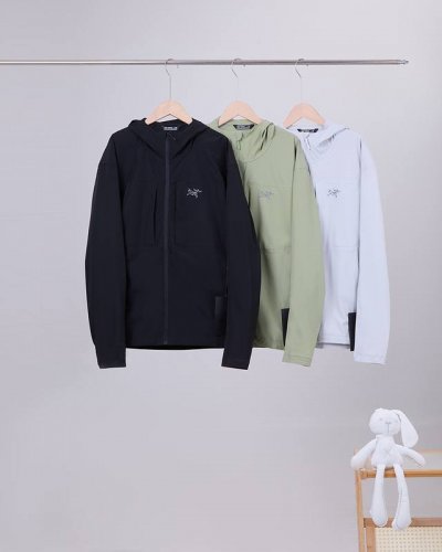 arcteryx Squamish系列 Hoody 防晒轻薄 s胸围116 肩宽49 袖长61 衣长70 115-140斤 m胸围120 肩宽50 袖长62 衣