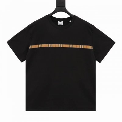p100 burberry/巴宝莉 胸口格纹织带短袖T恤 可男可女的经典款，基础百搭不失时尚魅力 绝对是今夏的爆款，年度最强短袖之一！客供定织高克重进口纯棉制作