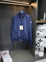 P310 M*Ncler 蒙口 早春新款原单男士立领风衣夹克外套 官网同步售卖 爆款 高版本 时尚百搭 袖上绣布标Logo设计 采用原版进口100%聚酯纤维记忆