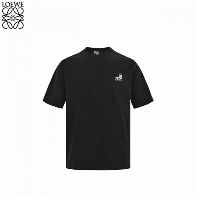 loewe 罗意威 25Ss 双色刺绣Logo短袖 简约清新风格 彰显出高品格的气质 采用230G 32织双纱面料 面料厚实柔软亲肤 松软细腻着身感更舒适透气