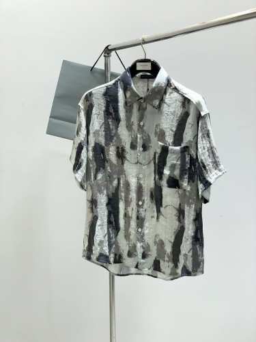 balenciaga 巴黎世家，2025夏季最新款，专柜同步有售，原单狠货，爆款时尚休闲短袖衬衫，进口原版面料，独特设计，顶级刺绣工艺字母图案装饰Logo，简约