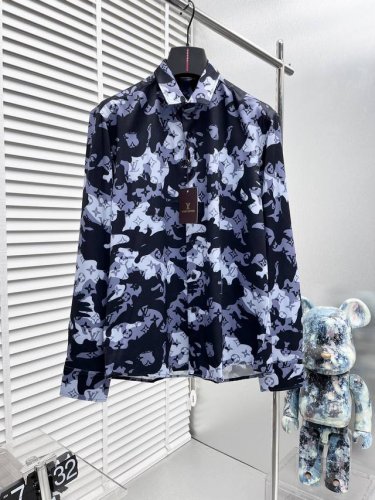 LV*24春夏新品 迷彩Logo长袖衬衫 满幅Monogram花卉 时尚春日气息高级又时髦 经典版型帅气百搭不挑人 必入高级单品 尺码M-3Xl