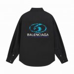 c09# Balenciaga 巴黎世家 印花字母Logo单排扣休闲长袖衬衫 常规版型简略纯粹不失大气 选用高品质面料 确保穿着舒适度和耐用性 面料质感柔软 做