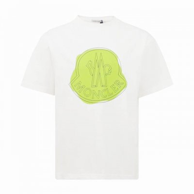 monecler 蒙口 胸前发泡印花短袖 面料采用260克重精梳棉 定制32支1*1螺纹 成衣两遍水洗处理 面料舒适亲肤无异感 定制定染面料 纺织密度高 垂感佳