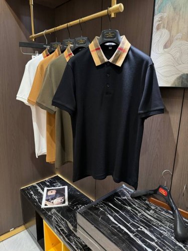Bur25S春夏男士polo 标志性Logo徽标 整体非常的轻商务休闲！！客供珠地棉，上身轻盈舒适顺滑 到手绝对让你觉得物有所值的一件单品！！！码数M-3Xl