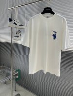 Bbr 25春夏男士圆领短袖，选用优质260G纯棉面料，质地柔软 细腻 给予最佳的上身体验。。胸口撞色立体字母印花点缀 设计 质感感人 立体剪裁，完美！！码数：