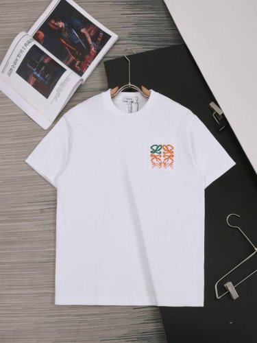 Loewe 甄选260克定制面料 顶级品质 订制渐变口袋绣花＋字母绣花工艺 男女同款 S M L Xl Xxl 五个码 颜色 黑色 白色