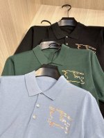 型号D-7308#，B家 2025春夏最新格纹战马提花男士翻领短袖针织衫，精选针织棉质面料制成， 80支超柔长绒棉，16针密致针法，纹理清晰，紧密不易变形，质感