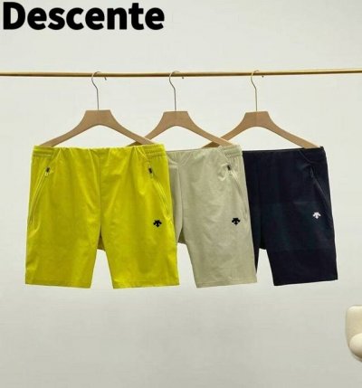 夏季新款高品质Descente迪桑特定制冷感面料 男子速干运动拼接短裤 采用Schematech冷感纱线面料，透气性强， 适合各种环境，跑步时方便排汗，舒适质地