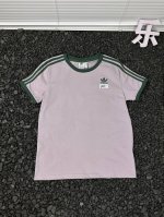 Adidas Originals 阿迪达斯三叶草休闲圆领条纹套头运动短袖T恤女款 时尚弄潮儿们，衣柜里怎能少了这件Adidas Originals阿迪达斯三叶草