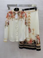 款号G24122858 Zimmerman*兹默曼澳洲品牌高端定制复古时尚花卉印花两件套装！重工镶钻钉珠翻领系扣P衬衣P高腰压褶百褶裙长款半身裙！1.2.3.4