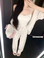 上新 套装 Kt猫猫裤套装～ 必入~定制面料直筒裤，懒人遛弯裤 Kitty裤子 樱花粉碎花裤简直是小甜妹 粉色猫猫头粉色小碎花 纯欲少女拿捏了 面料垂感超强且不