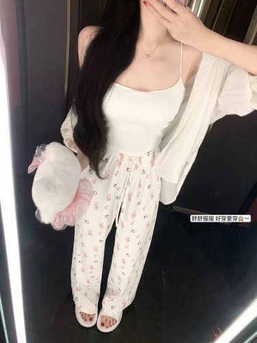 上新 套装 Kt猫猫裤套装～ 必入~定制面料直筒裤，懒人遛弯裤 Kitty裤子 樱花粉碎花裤简直是小甜妹 粉色猫猫头粉色小碎花 纯欲少女拿捏了 面料垂感超强且不