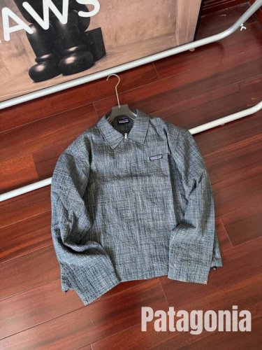 patagonia 巴塔哥尼亚春季微皱格纹翻领夹克轻薄外套 巴塔哥尼亚春季轻户外新品外套推荐 采用色织格纹泡泡纱格纹面料 轻薄透气 易于打理 夏日可当皮肤衣 灰