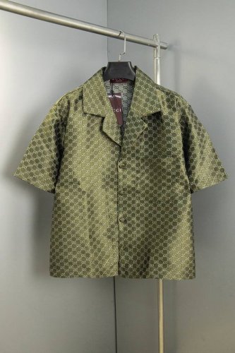 G家提花面料短袖衬衫 满副定织定染的提花面料 钮扣采用本面料包扣工艺 内里全包边 辅料齐全 码数：Xs S M L