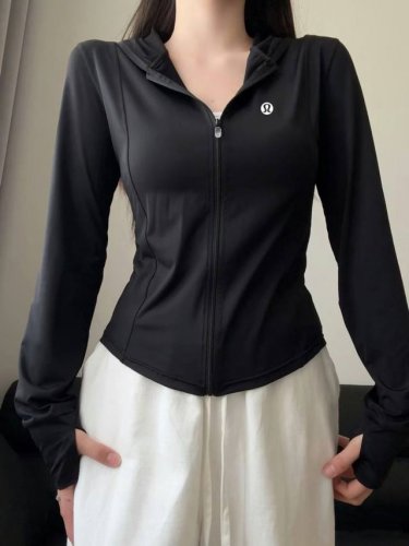 lulu露露防晒服修身防晒衣连帽女衫夏季防紫外线薄款原纱冰丝户外瑜伽运动外套防晒服 ~防晒指数 Upf70 紫外线阻隔率99.9 远超行业标准 ~塑型冰凉防晒