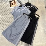 4Ior 2025夏装新款套装 上衣独特的撞色拼格子印花设计 腰下可调节松紧 松紧腰半身裙侧边条纹印Lo7O印花 这款套装真的是低调中的奢华潮酷 2色Sml