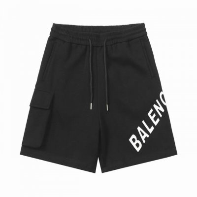 春夏短裤新款1:1经典款式 Balenciaga 采用高级质量面料：400G.棉80%.聚酯纤维16% 码数：Xs. S. M. L. 颜色： 黑色.拼接款，后