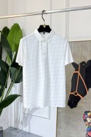 Boss- 2025Ss蛇年春夏新款polo领短袖系列。精选优质冰丝棉面料，时尚大牌元素Logo设计，上身版型超赞，面料细腻舒适透气，随意搭配都超级好看时尚型男