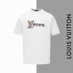款号#Z11 lv彩色字母刺绣圆领短袖 louisvuitton官网一致款式 面料 32支双纱280克纯棉面料 同缸同色织染螺纹 颜色一致 工艺 前片彩色精品饱