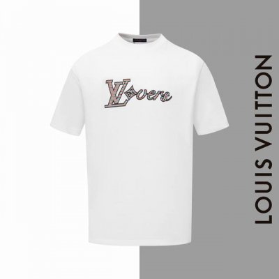 款号#Z11 lv彩色字母刺绣圆领短袖 louisvuitton官网一致款式 面料 32支双纱280克纯棉面料 同缸同色织染螺纹 颜色一致 工艺 前片彩色精品饱
